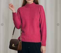 奢华之选：100%山羊绒半高领双股打底衫，温暖与时尚兼备